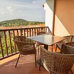 With Swimming Pool In Costa Serena Just 700 Mt From The Sea Apartmanhotel