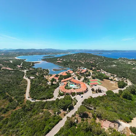 With Swimming Pool In Costa Serena Just 700 Mt From The Sea Porto Rafael