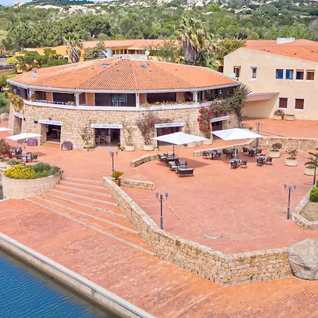 With Swimming Pool In Costa Serena Just 700 Mt From The Sea 3* Porto Rafael