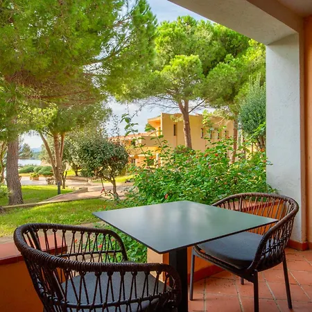 Lejlighedshotel With Swimming Pool In Costa Serena Just 700 Mt From The Sea 3*