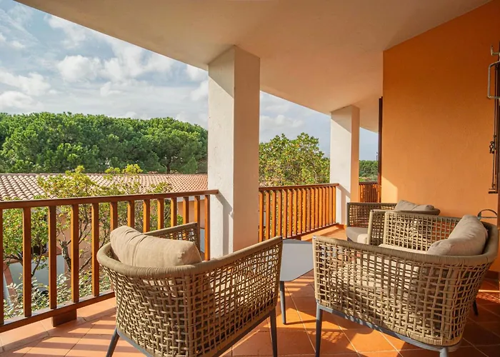 公寓式酒店 With Swimming Pool In Costa Serena Just 700 Mt From The Sea 3*
